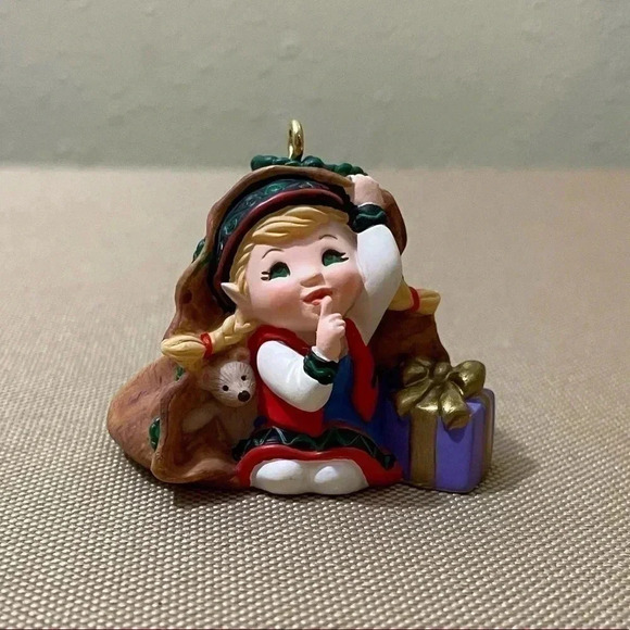 Hallmark 2001 Keepsake Ornament Curius the Elf w/Box - Picture 2 of 8